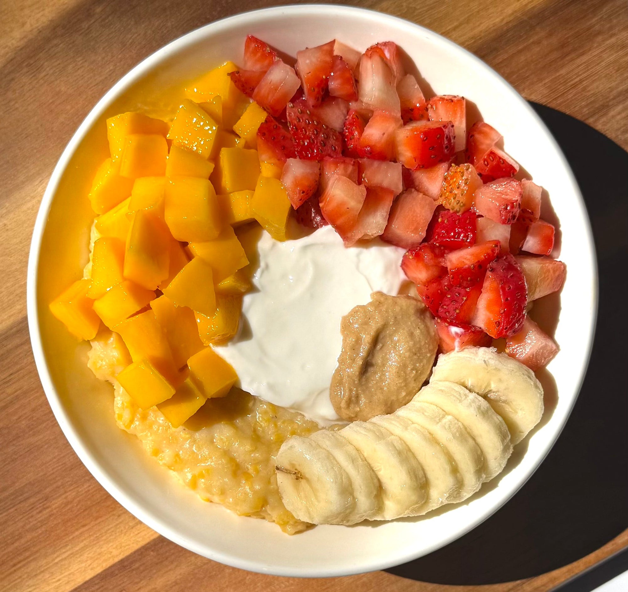 Tropical Breakfast Bowl (High-Protein & Grain-Free)