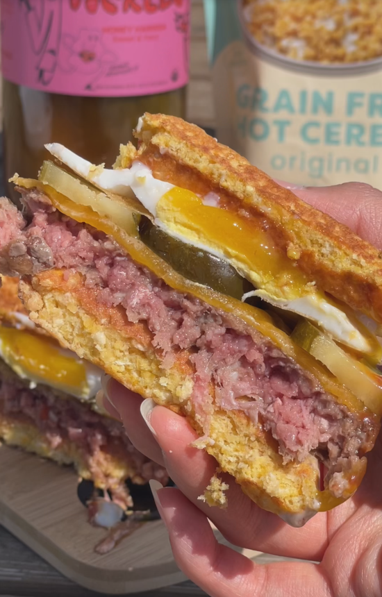 Brekkie Burger detail