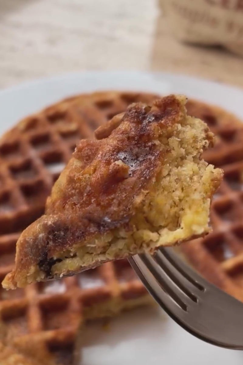 Protein Choco Chip Waffle detail